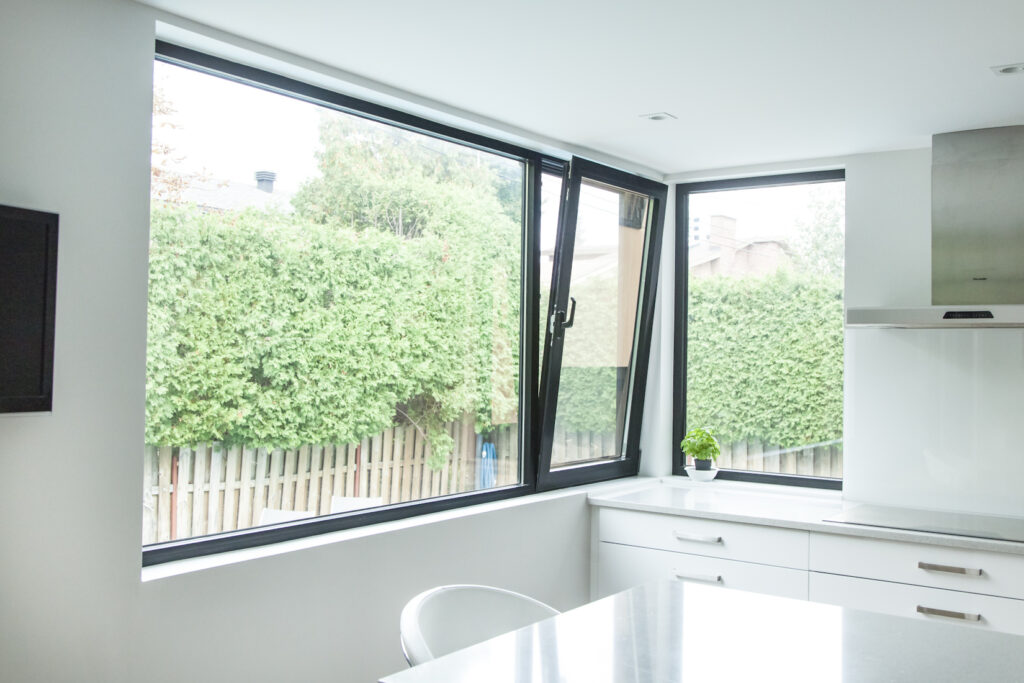 aluminium-fenetres-oscillo-battant_3623