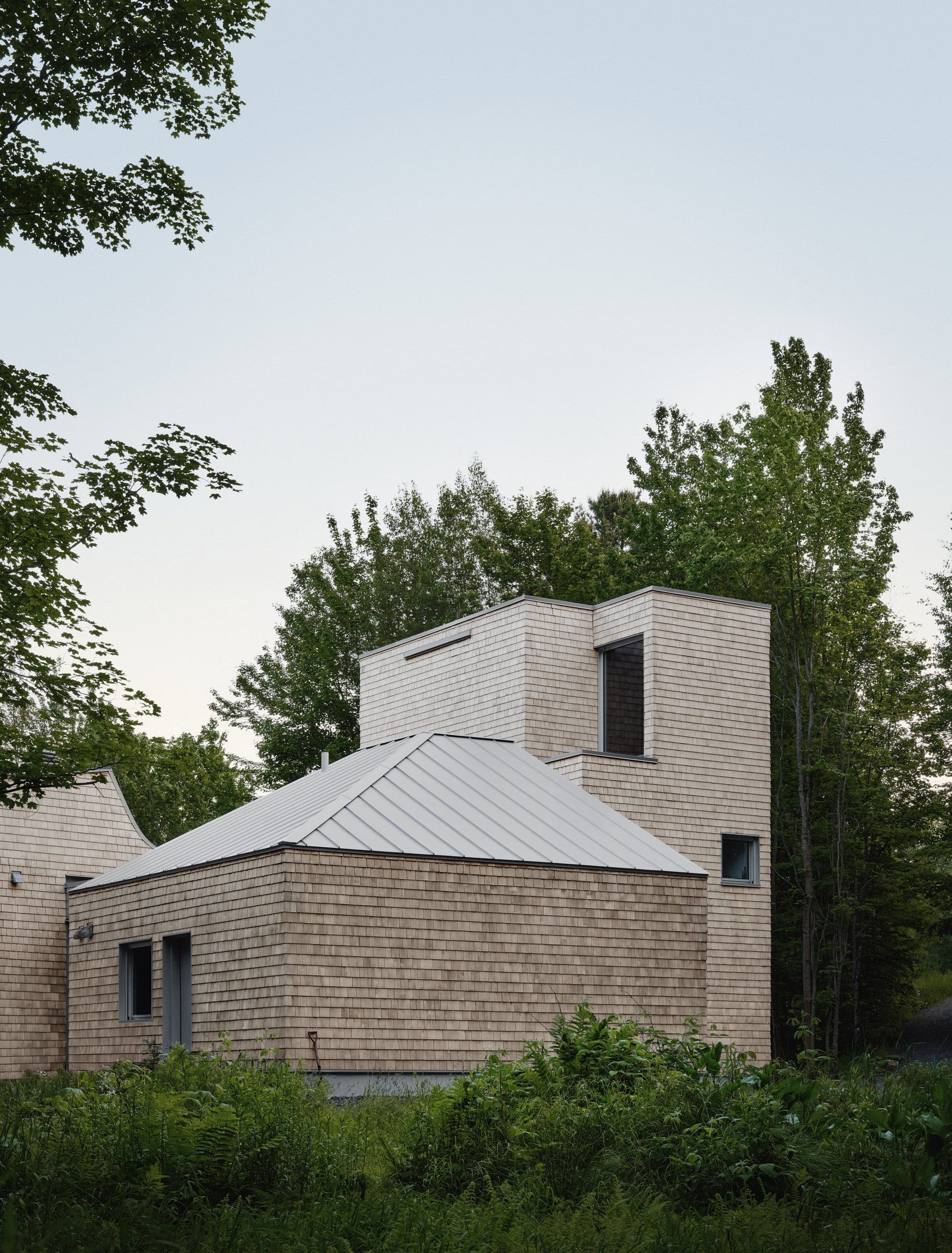 ADURRA-Waterhouse-by-Oyama-&-Julia-Manacas-©-Photo-Alex-Lesage (1)-min